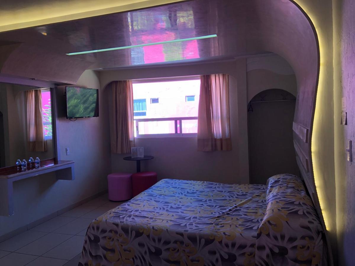 Hotel & Villas 7 メキシコシティ エクステリア 写真