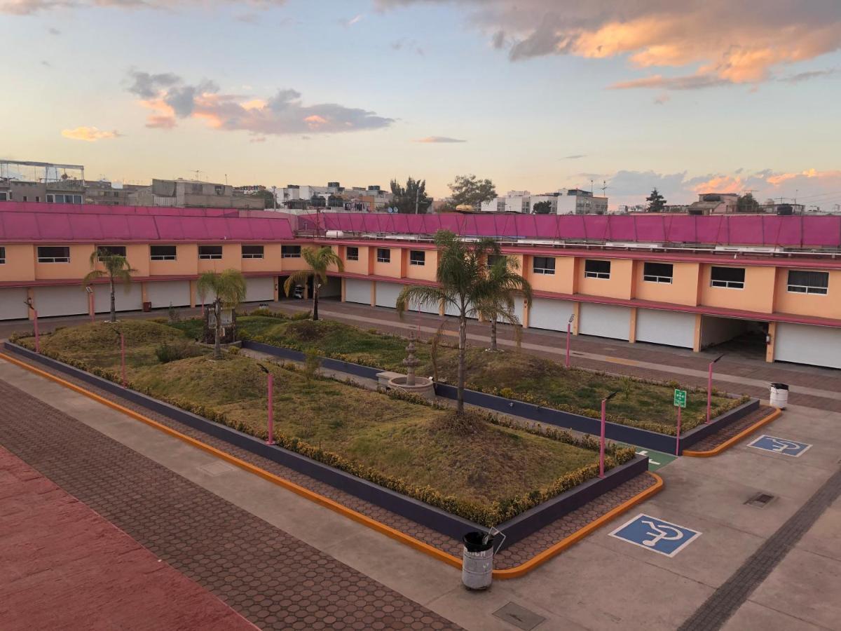 Hotel & Villas 7 メキシコシティ エクステリア 写真