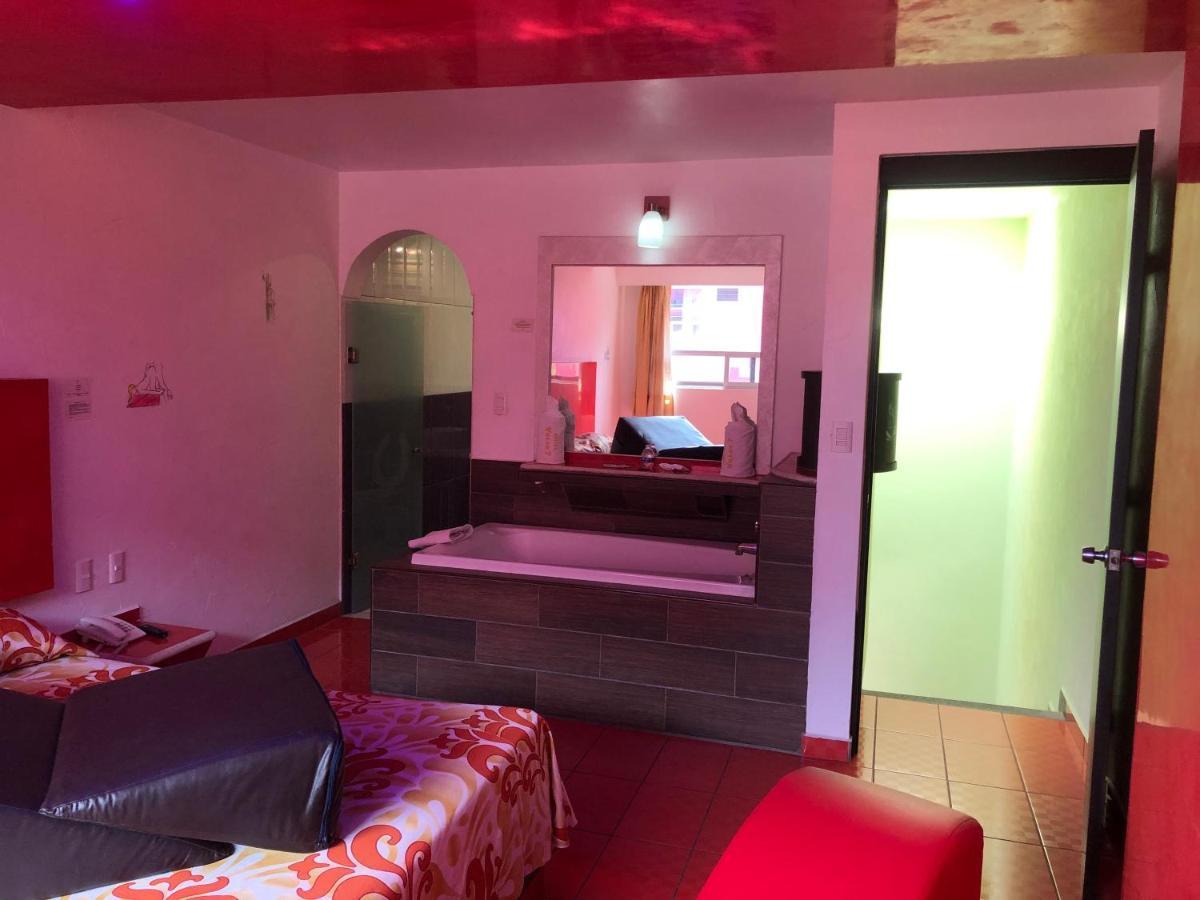 Hotel & Villas 7 メキシコシティ エクステリア 写真