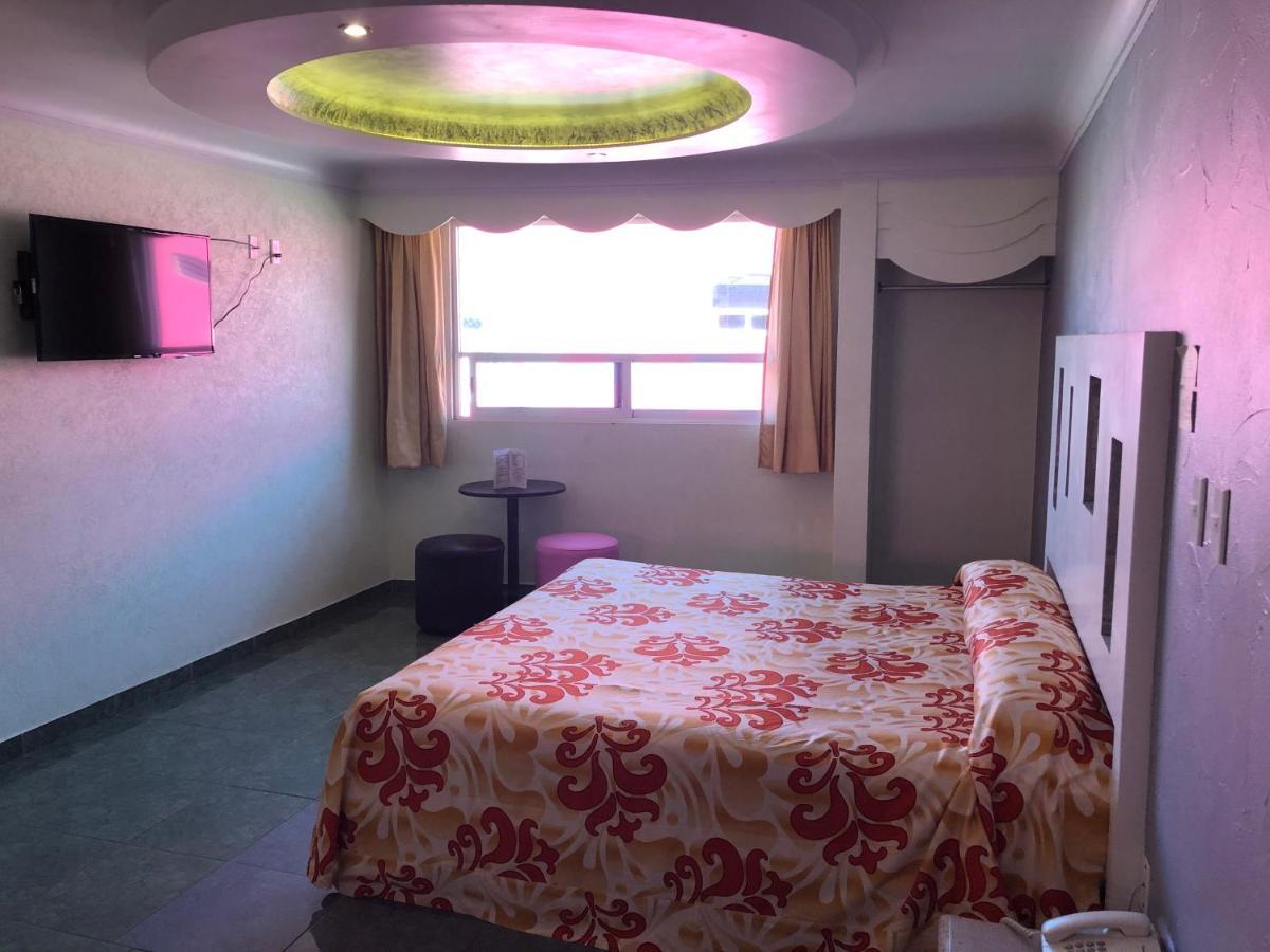 Hotel & Villas 7 メキシコシティ エクステリア 写真