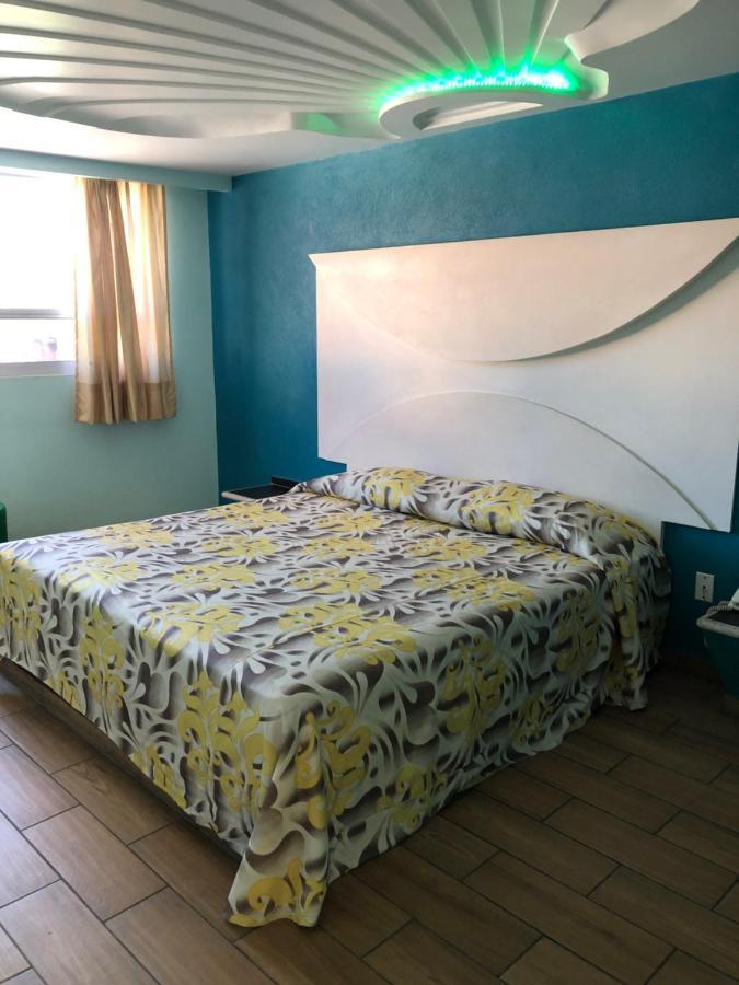 Hotel & Villas 7 メキシコシティ エクステリア 写真