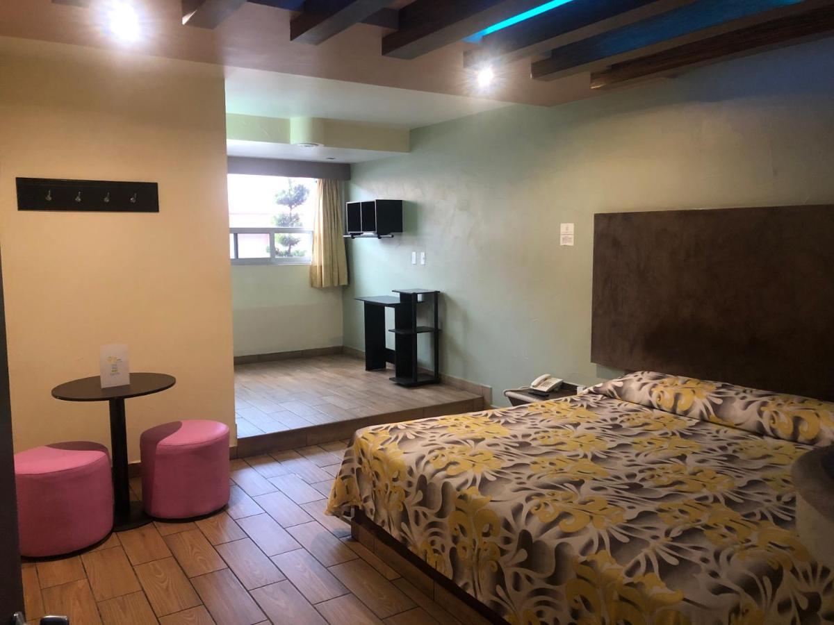 Hotel & Villas 7 メキシコシティ エクステリア 写真
