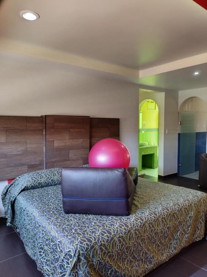 Hotel & Villas 7 メキシコシティ エクステリア 写真